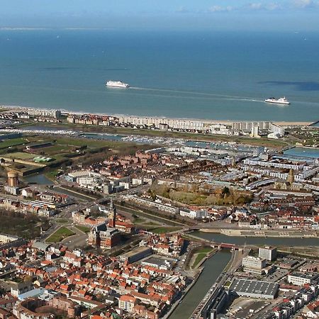 Le Familial Apartamento Calais Exterior foto
